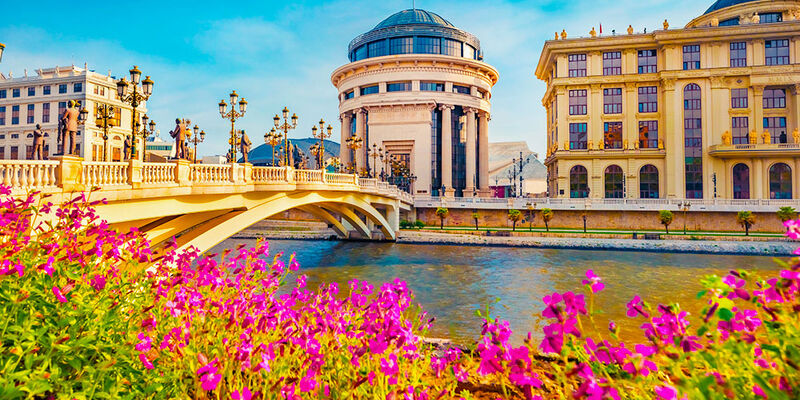 Kosovalı Büyük Balkanlar Turu AJet ile Extra Turlar ve Akşam Yemekleri Dahil SKP-SJJ