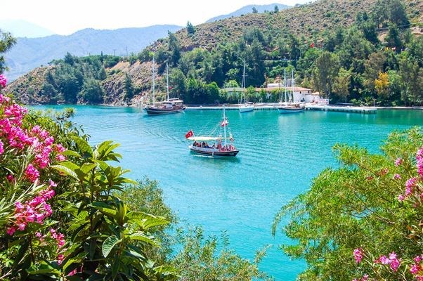 Ege Akdeniz Turlarında Gezilecek Yerler ve Yapılacak Aktivite Rehberi