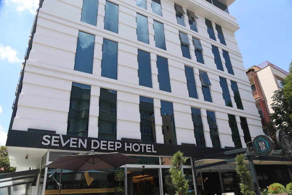 Seven Deep Hotel