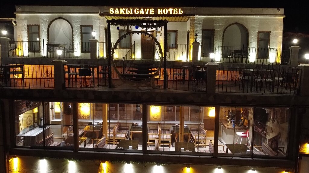 Saklı Cave House