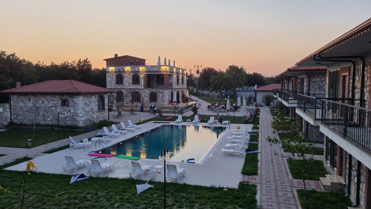 Hotel Rezve