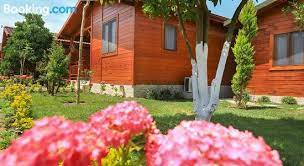 Merry Bungalow & TENT Hotel