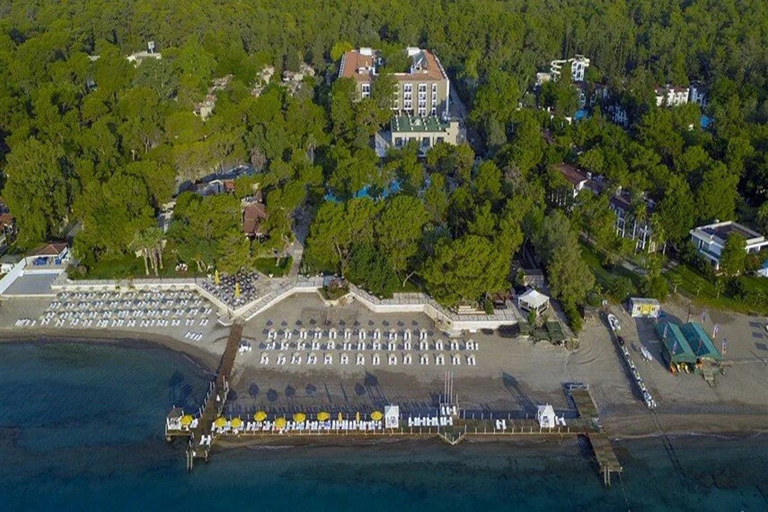 Perre Art Hotel Resort & Spa