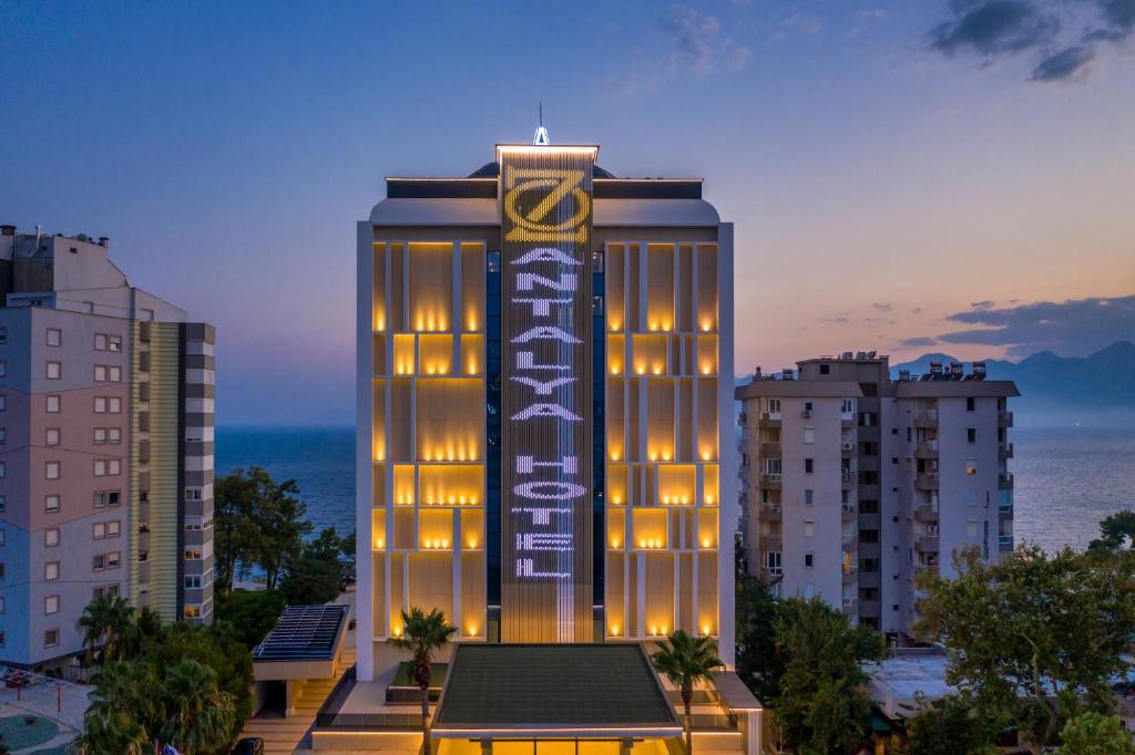Ring Downtown Hotel