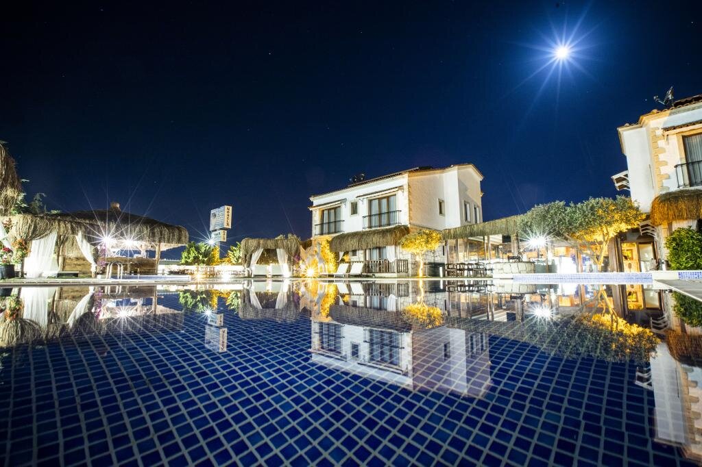 Albeon Alaçatı