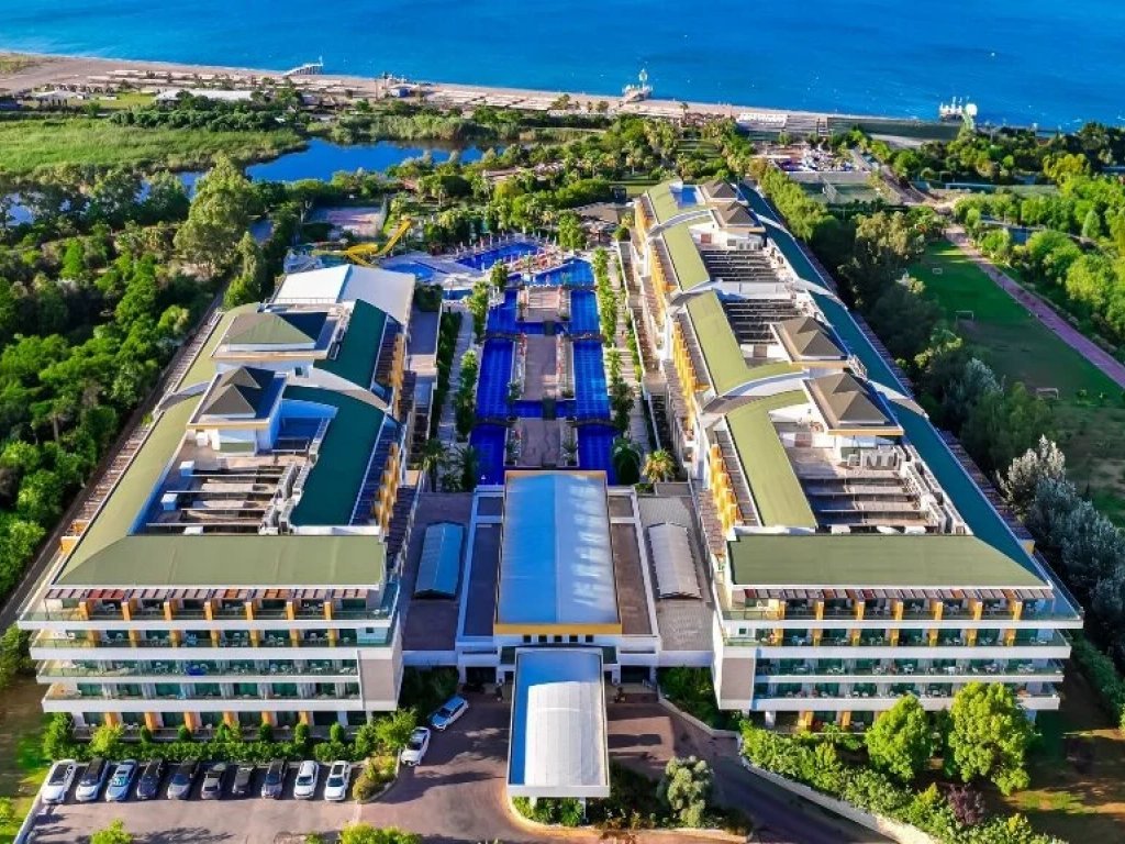 Port Nature Luxury Resort Hotel &Spa