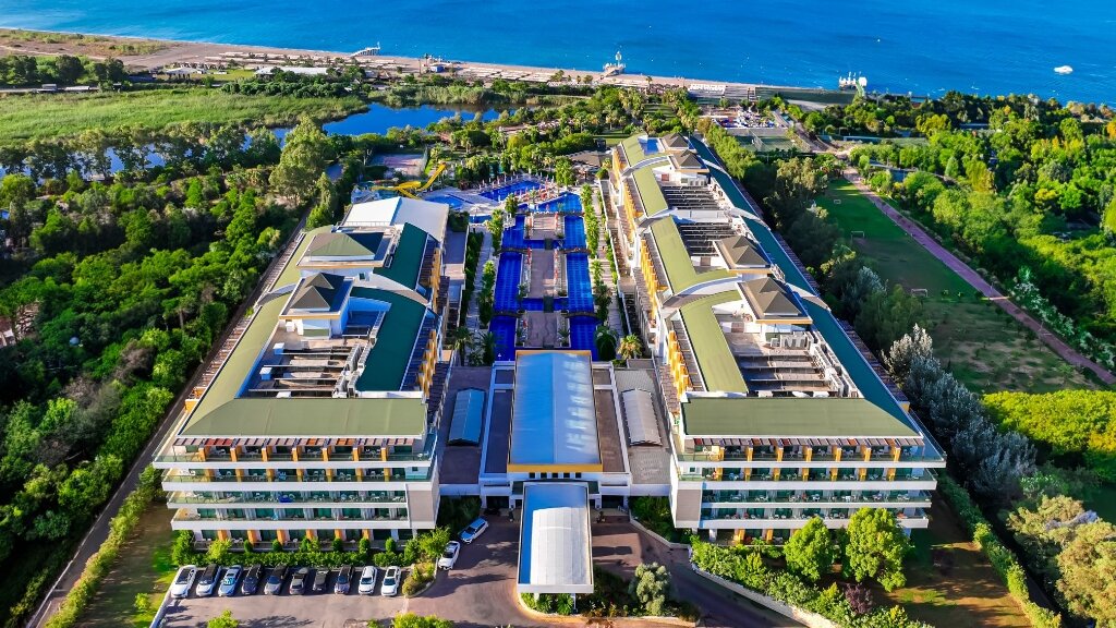 Port Nature Luxury Resort Hotel &Spa