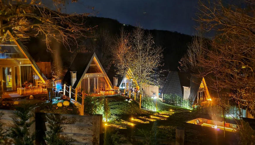 Loca Sapanca Bungalov