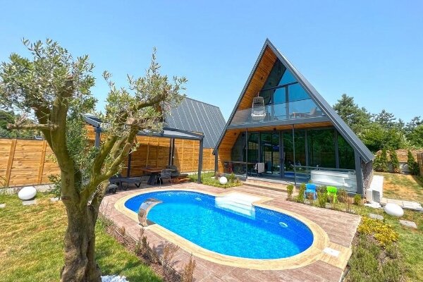 7. Sense Nature Resort