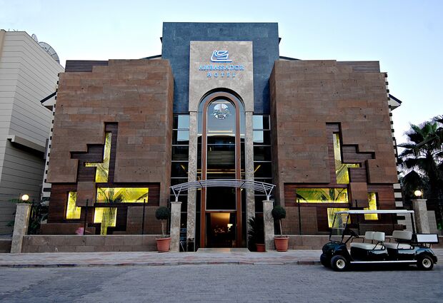 Ambassador Plaza Hotel