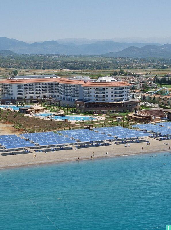 Sea World Resort & Spa