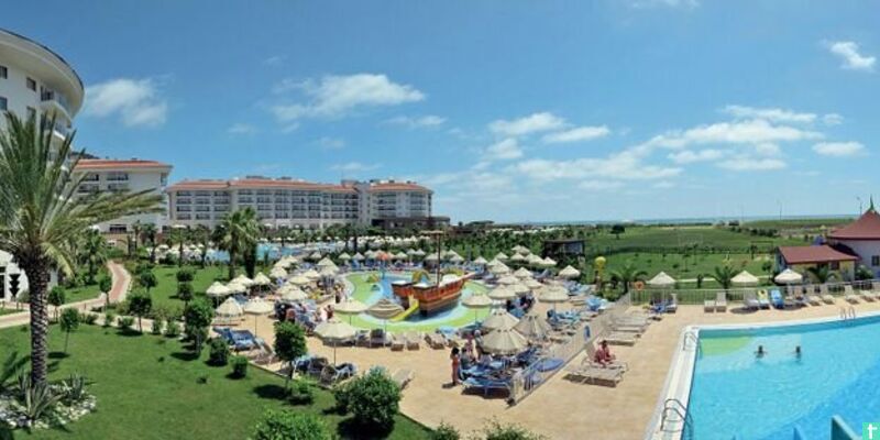 Sea World Resort & Spa