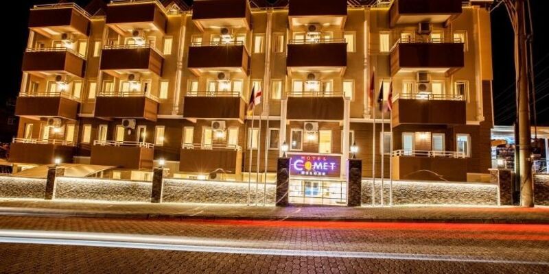 Comet Deluxe Hotel