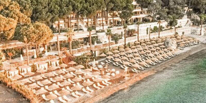 Perios Beach House - Adults Only