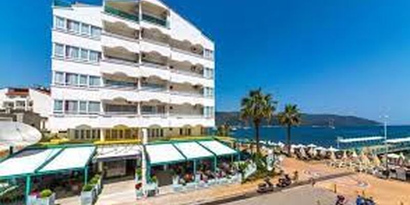 Honeymoon Beach Hotel