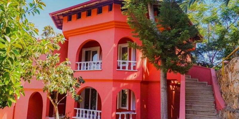 Senza Garden Holiday Club