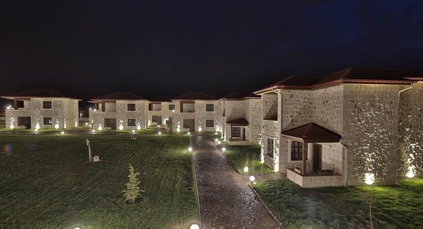 Elevres Stone House Hotel