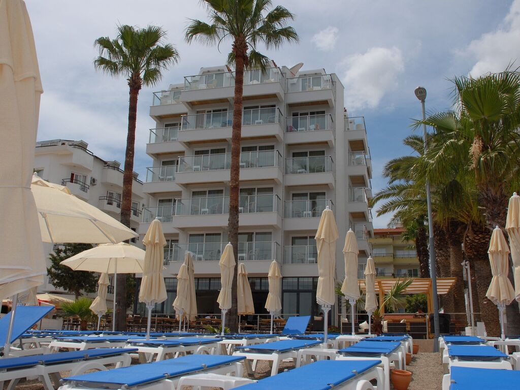 Begonville Beach Hotel