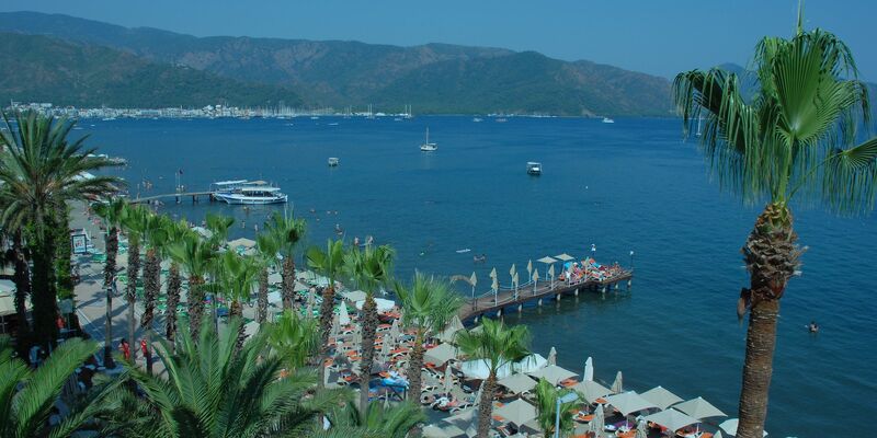 Begonville Beach Hotel