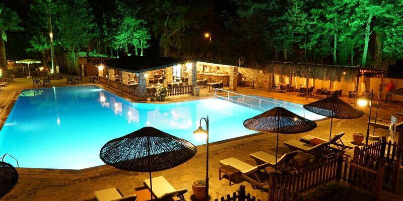 Alados Otel