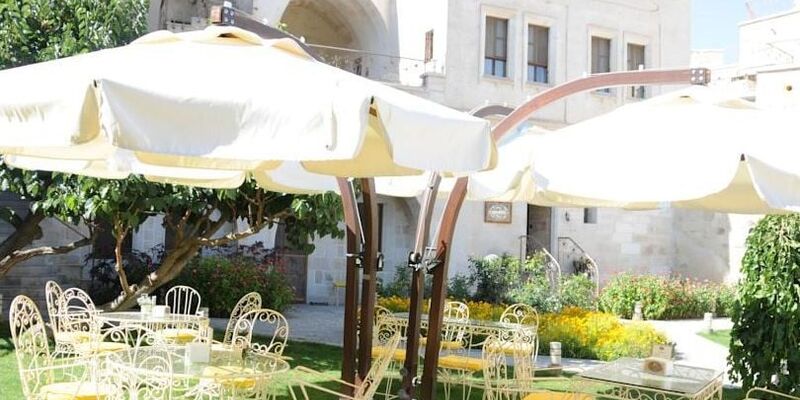 Tafoni Cave Hotel