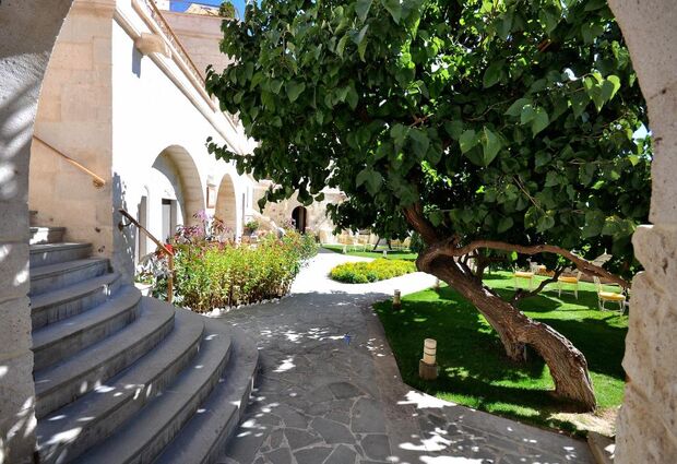 Tafoni Cave Hotel