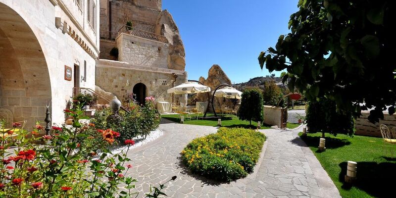 Tafoni Cave Hotel