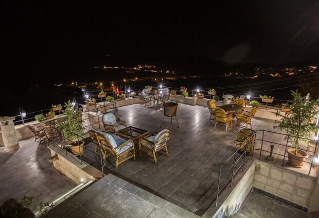 Lavender Cave Hotel