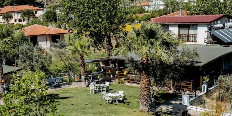 Bybassios Hotel