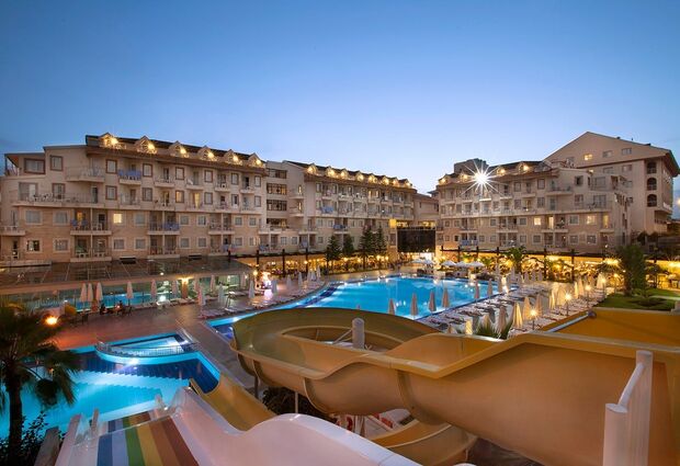 Diamond Beach Hotel & Spa