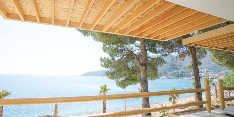 Perios Beach House - Adults Only