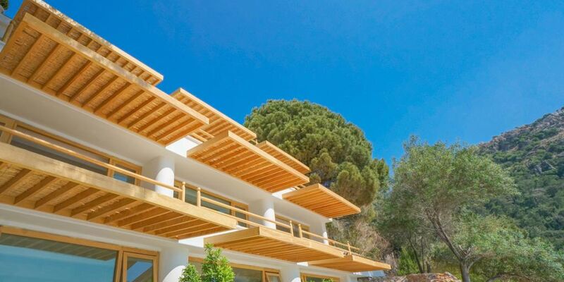 Perios Beach House - Adults Only