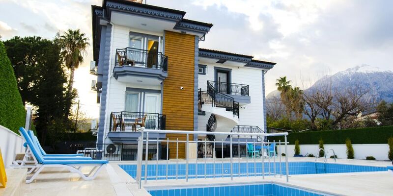 Rox Apart Hotel