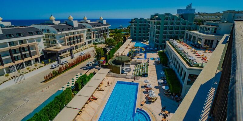 Royal Atlantis Spa & Resort