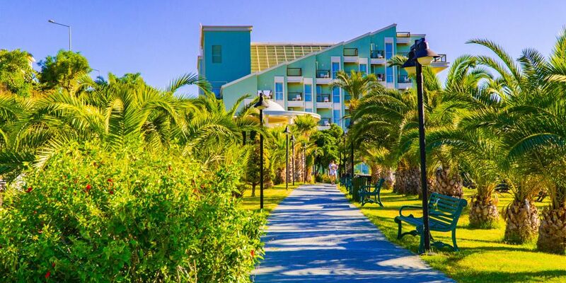 Royal Atlantis Spa & Resort