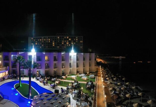 Mimoza Beach Hotel