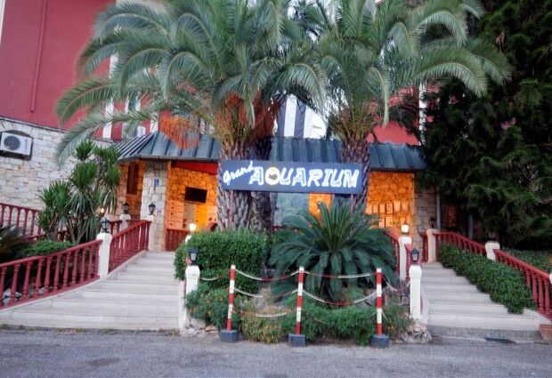Grand Aquarium Hotel