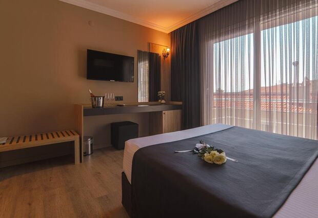 Grand Faik Hotel