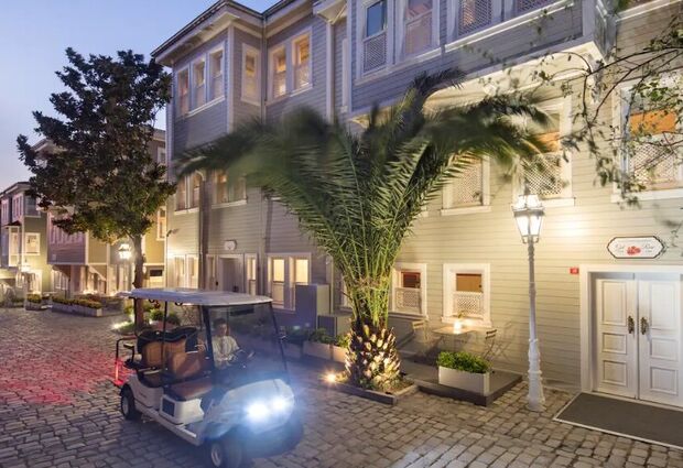 Hagia Sofia Mansions Istanbul Curio Collection by Hilton