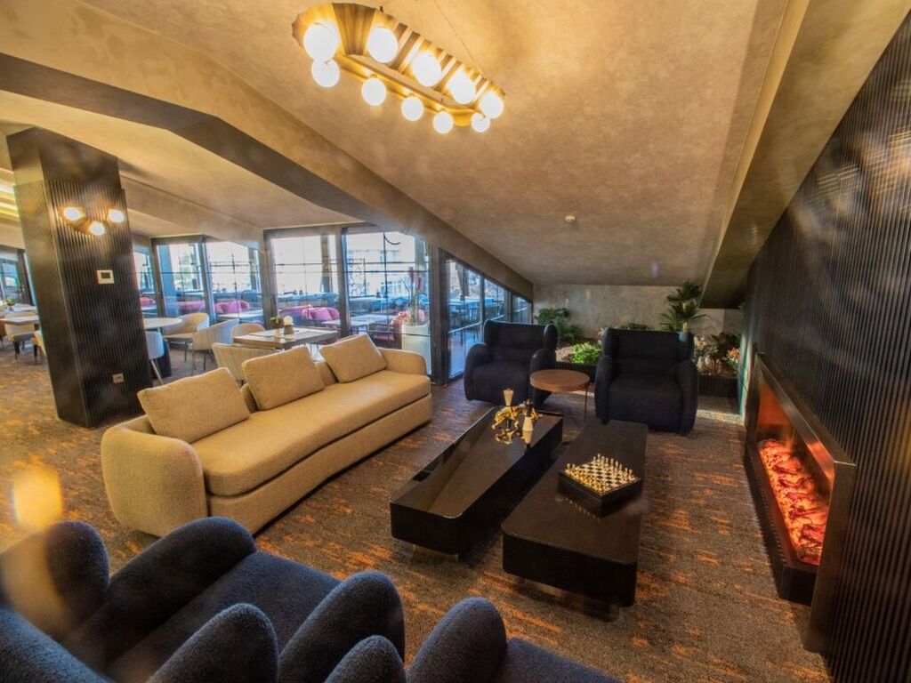 The Alpfinn Suit Hotel