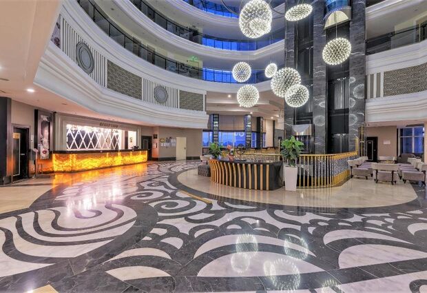 Lrs Port River Hotel & Spa