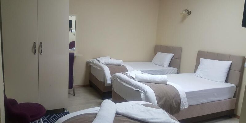 Lüx Otel