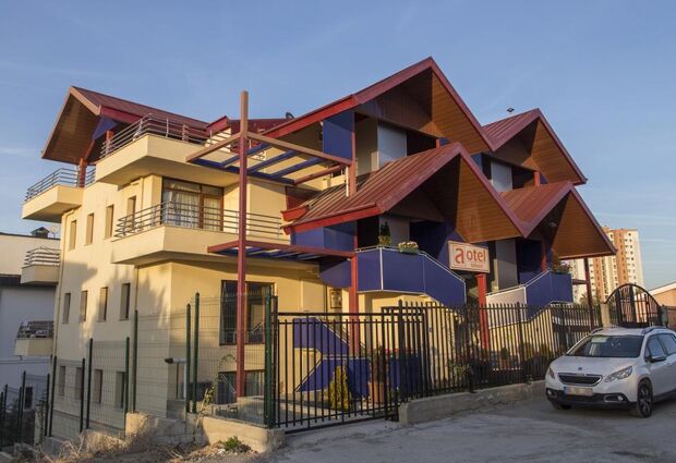 A Apart Hotels