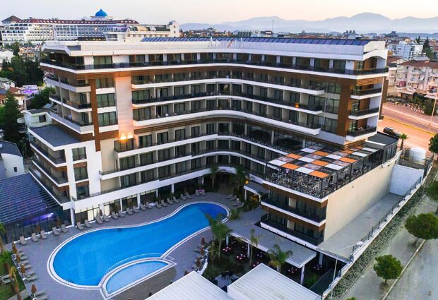 Alexia Resort & Spa