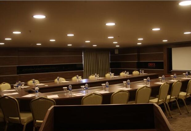 Onyx Business Hotel