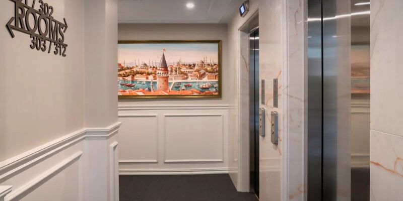 Royan Hagia Sophia Radisson İndividuals