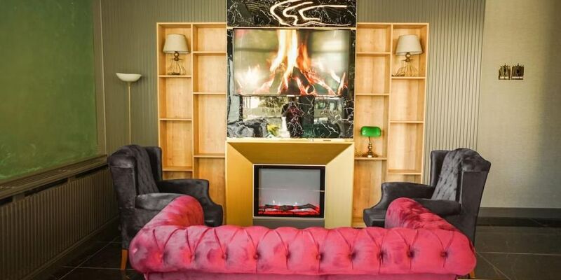 Aram Otel