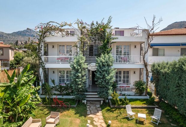 Badem Çiçeği Otel