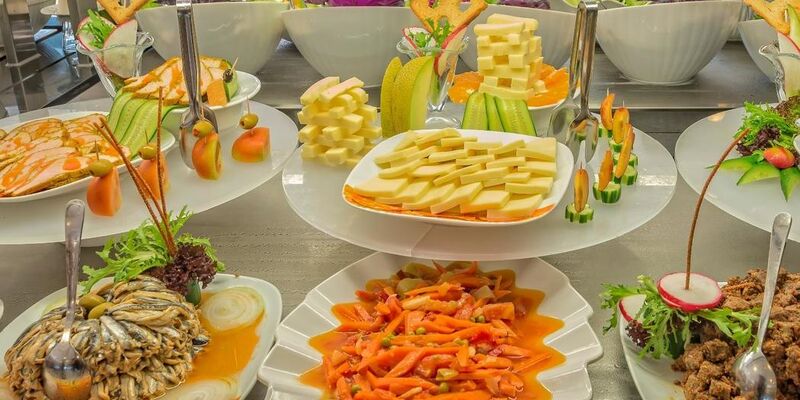 Serenis Hotel