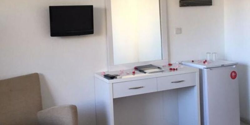 Zeus Turunç Hotel